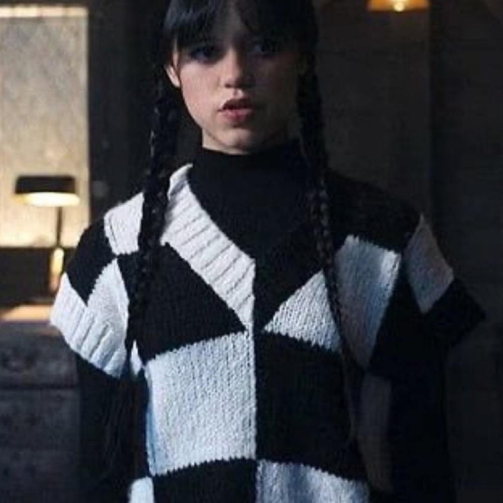 Zara Black and White Geometric Knit Sweater